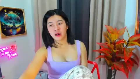 Trish online show from March 24, 9:42 pm