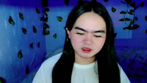 yourprincessthea online show from February 26, 7:02 am