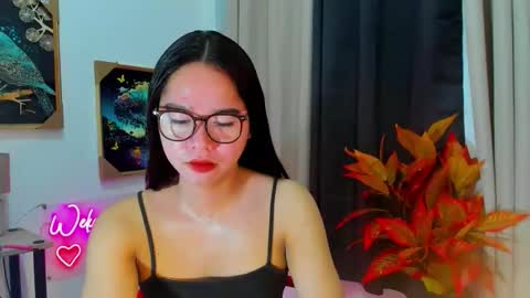 ashy online show from December 4, 5:42 am