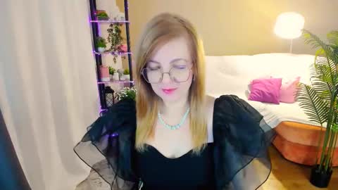 Alice online show from October 20, 4:15 am