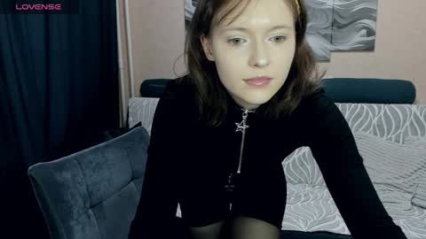 YukiShine online show from April 7, 1:35 pm