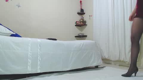 yulexa online show from December 4, 2:20 am