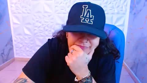 Snowflake online show from March 21, 4:06 am