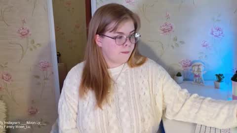 Polly online show from October 24, 6:59 pm