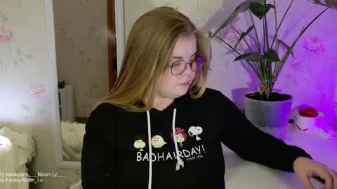 Polly online show from September 28, 6:57 pm