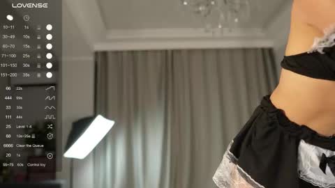 yuna_leen online show from September 28, 12:28 am