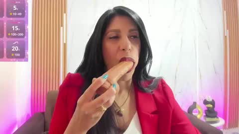 zamanthaa__ online show from November 18, 1:23 pm