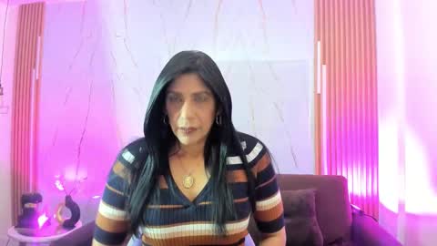 zamanthaa__ online show from October 27, 12:12 pm