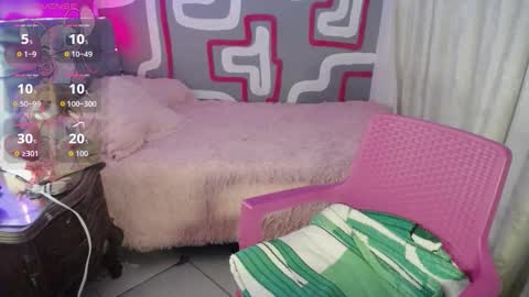 Zara online show from March 14, 3:07 am