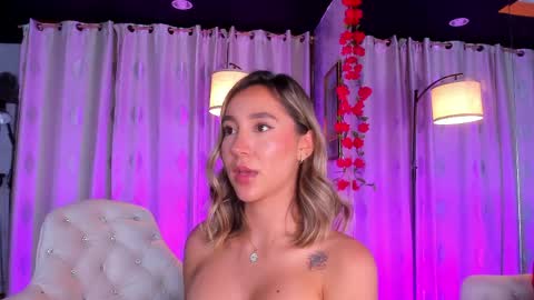   online show from May 15, 10:45 pm