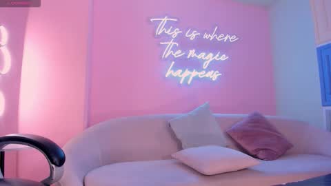 Zara  online show from February 13, 6:04 am