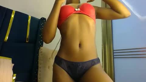 zariah online show from April 14, 7:58 pm