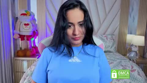 Zendaya  online show from January 8, 8:02 pm