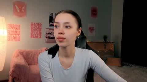 Lara online show from February 27, 7:35 pm