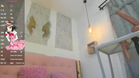 ZHAMIRA  ANDRES online show from September 18, 11:03 pm