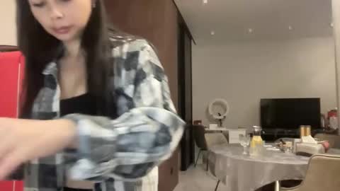 Nensi online show from December 19, 1:36 pm