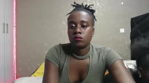 Zinadine online show from February 1, 7:12 pm