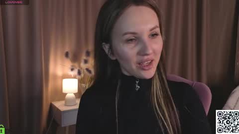 Zlata  Mon Tue Thu Fri Sun Sa GMT 3 0000pm - 0600pm  online show from May 21, 9:07 am