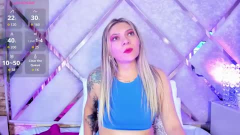 zoe__harper online show from November 22, 8:44 pm