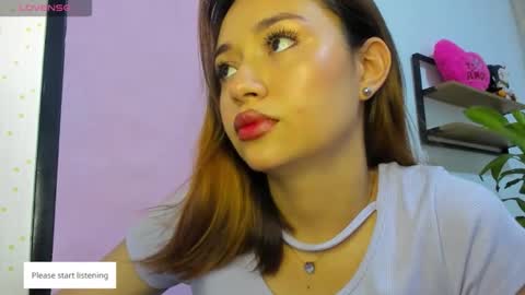 zoe_maddison19 online show from December 2, 7:16 pm