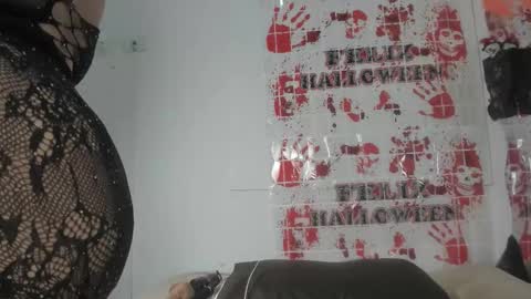 zoee online show from October 14, 3:09 am