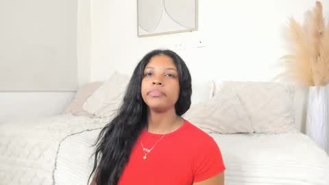 zoegarner10 online show from June 1, 7:37 pm