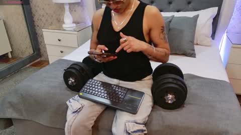 Zoe Krug online show from December 20, 7:18 pm