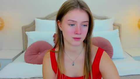 Zoe online show from November 25, 1:24 pm