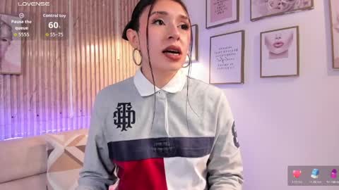 Zoey  online show from April 3, 1:42 pm