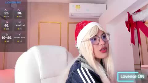 Z O E online show from December 17, 12:20 pm