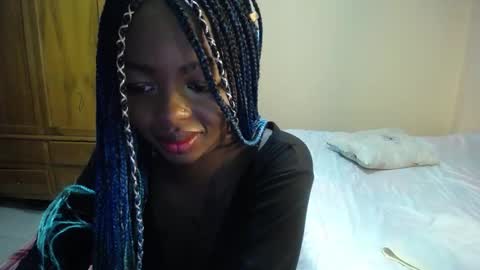 Zooe online show from February 11, 2:35 pm