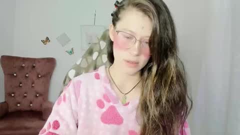 Alicie online show from February 2, 11:42 am