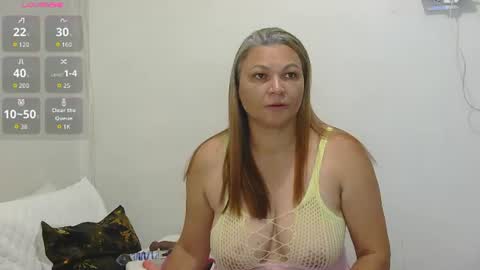 Zyra Vex online show from June 16, 10:00 pm