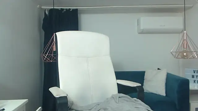 fuckaholicbabe xxx online show from September 30, 1:22 am