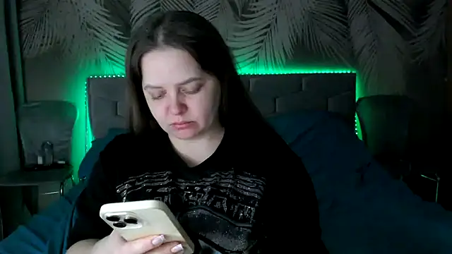 uliastar online show from March 13, 7:31 am