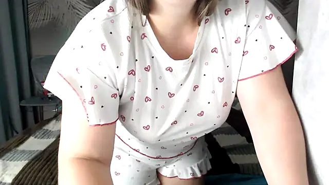 uliastar online show from September 10, 6:46 am