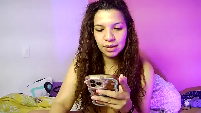 gatubelahot online show from February 13, 1:35 pm