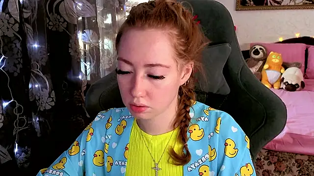 TinaBrook online show from February 19, 4:45 am