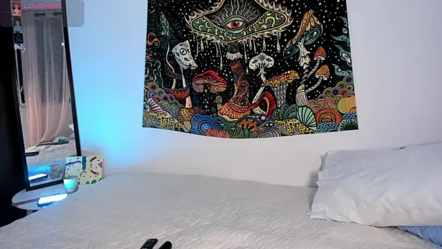 emilybae  online show from October 3, 1:54 am