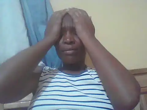 Smillie prety online show from April 13, 3:46 pm