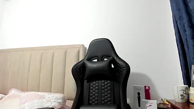 Chloemiller89 online show from October 17, 7:39 pm