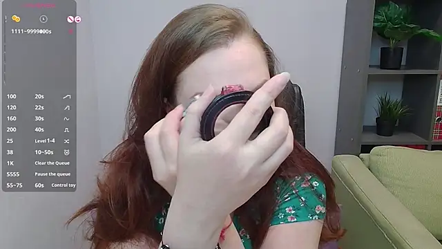 CutieGinger online show from October 17, 3:59 pm