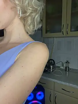 Kristina03 online show from February 1, 9:46 pm