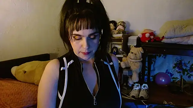 collette beaufoy  online show from February 15, 6:27 am