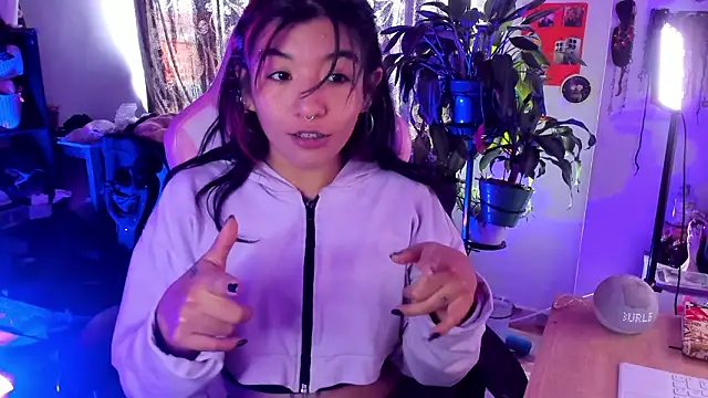 annie walker6 online show from February 17, 7:24 pm