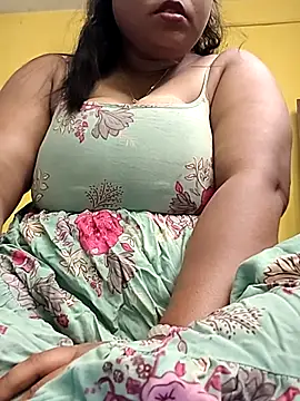 flamingoss online show from March 18, 7:30 pm