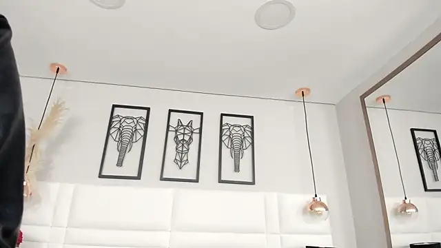 Rebeca jones online show from October 6, 12:22 pm