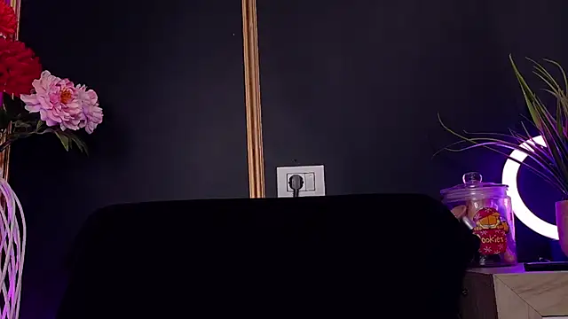 DeeaDiamondd online show from October 11, 7:27 pm