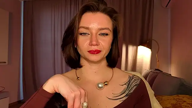 Shadow Passion online show from April 10, 7:25 am