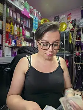 TamySweetness online show from March 24, 6:35 pm